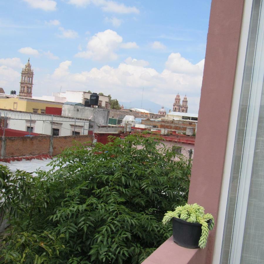 Hostal Casa Castillo Морелия Экстерьер фото